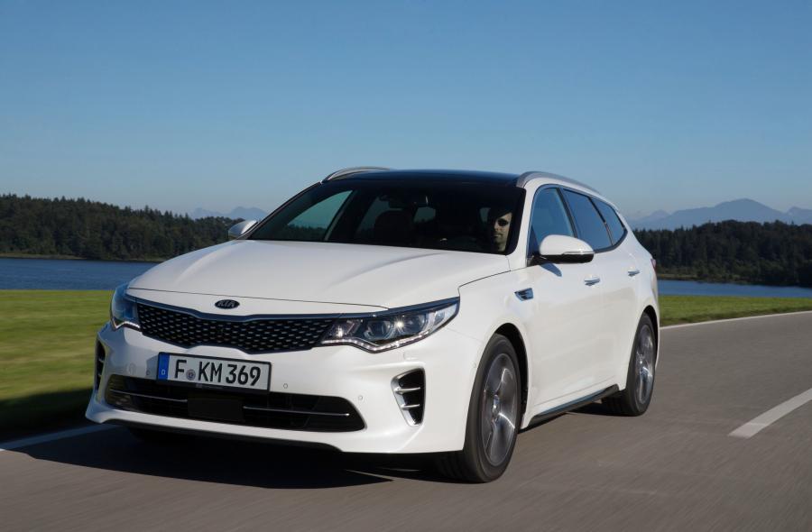  Kia Optima Sportswagon GT 2016 года  (фото 11 из 33)